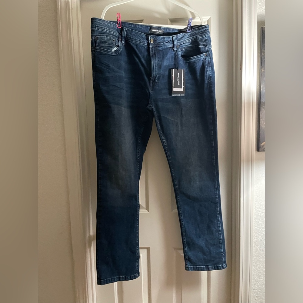 Kenneth Cole 40x32